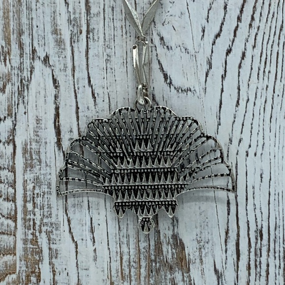 🦚 Super unique and fun Lucky Brand peacock necklace! 🦚 - Picture 5 of 15